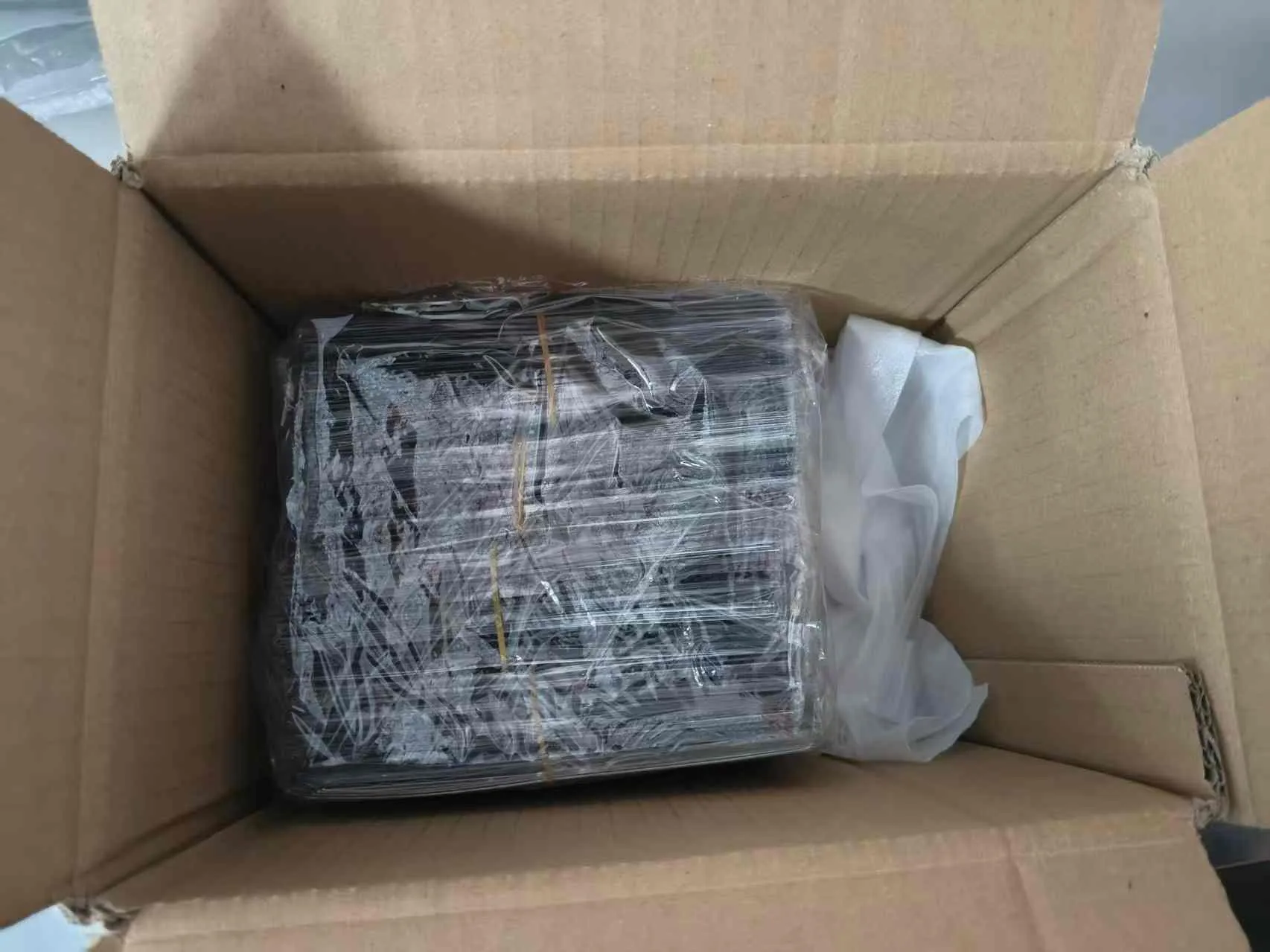 クレジットカードスキンの注文は発送されました