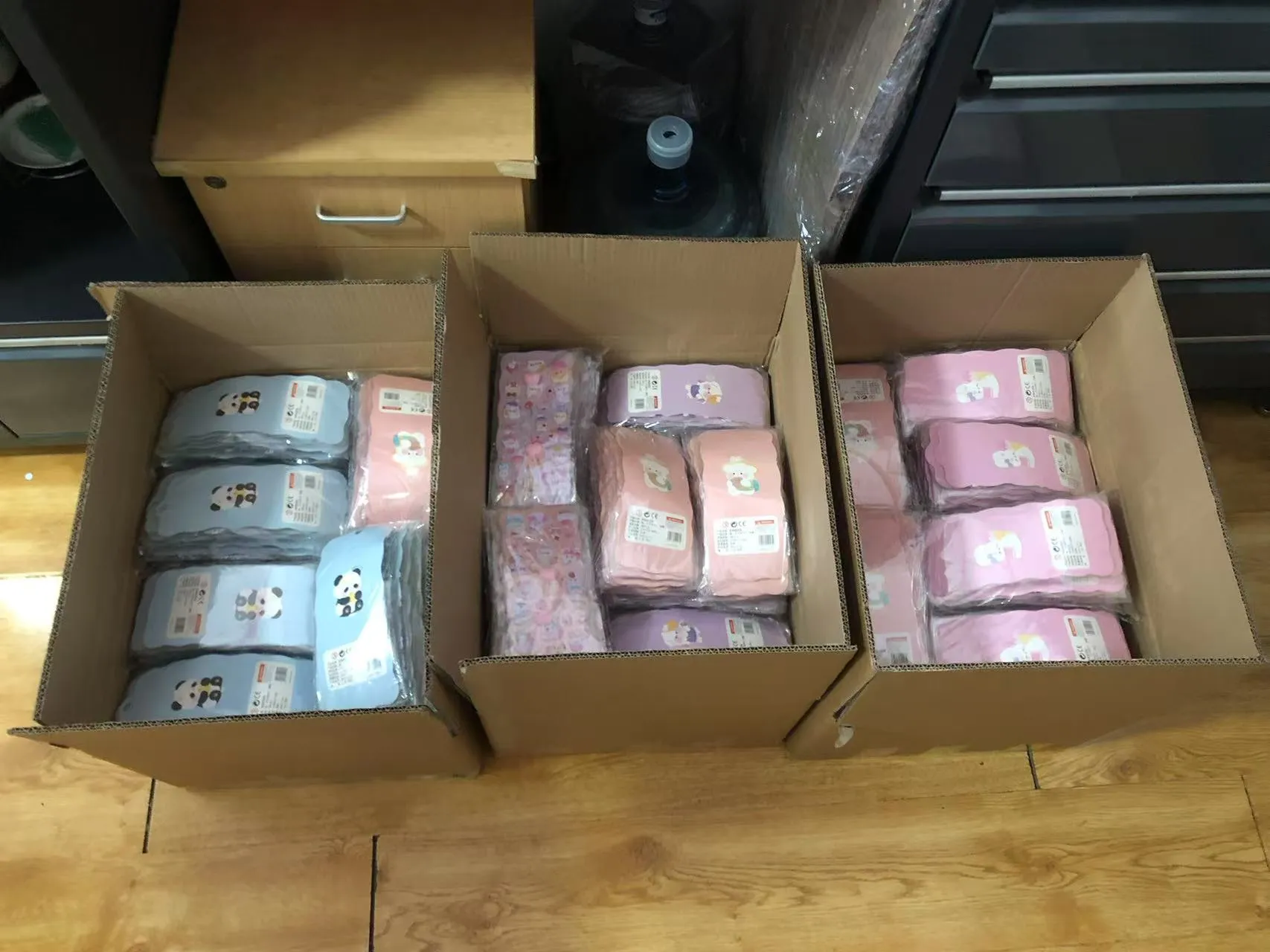 絞れるお尻の形のステッカーは好きですか？